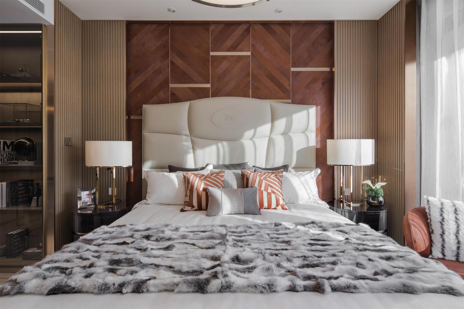 欧式轻奢风格室内设计家装案例-卧室 欧式轻奢风格室内设计家装案例-卧室